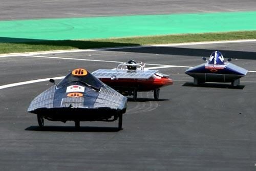 Photo: Gentlemen, start your solar cells