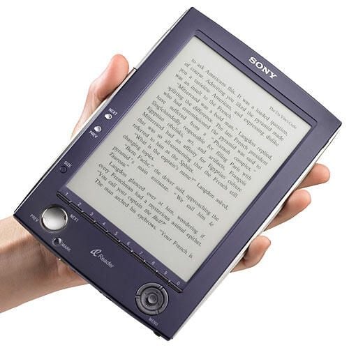 Photo: Digital reading at Borders