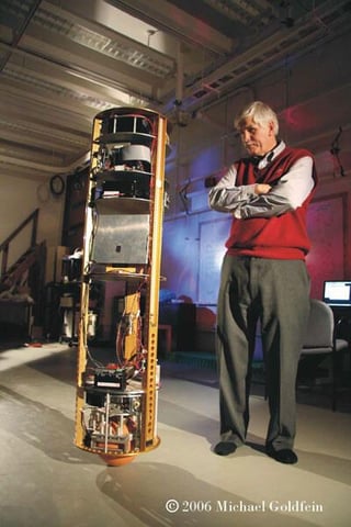 Photo: Robot balances, rides on a ball