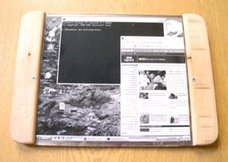 Photos: Roll up this laptop