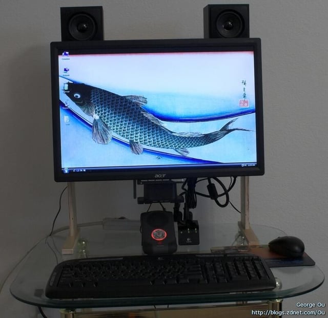 00_vesa-stand-pc.jpg