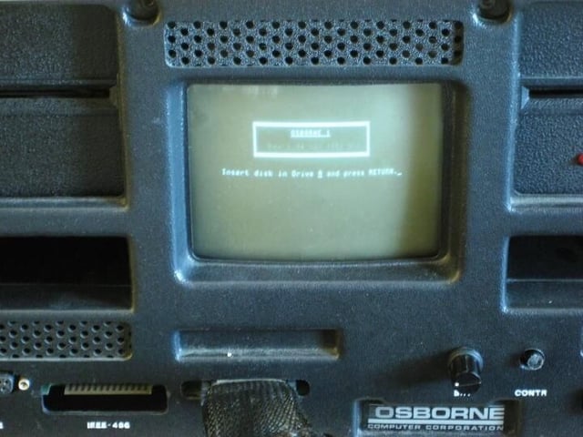 109_Osborne1_TRS80.jpg