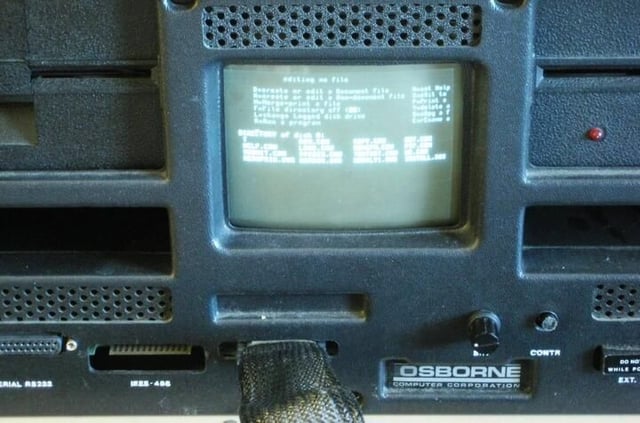 111_Osborne1_TRS80.jpg