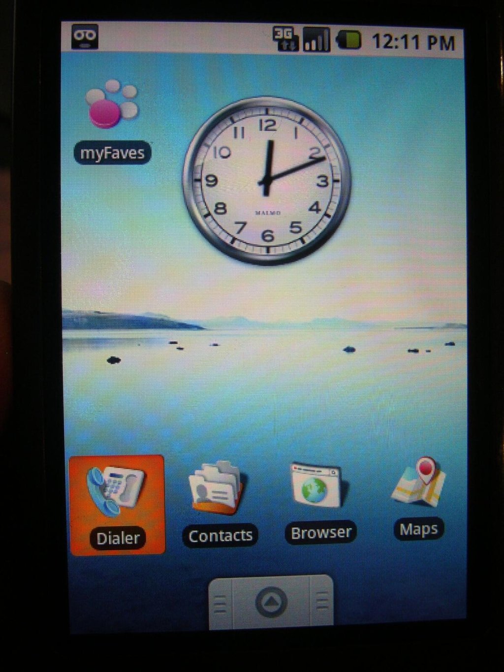 Image Gallery: Hands on with the T-Mobile G1 Android device