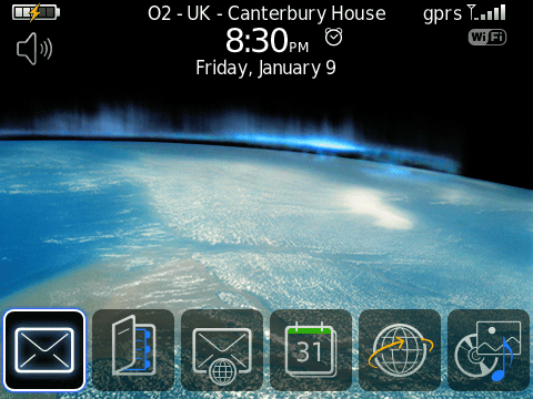BlackBerry Curve 8900: for students or not for students