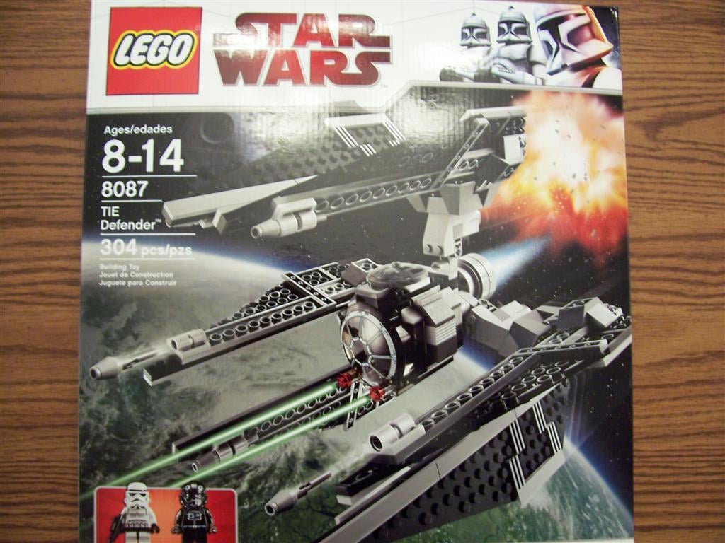 Building the LEGO TIE Defender