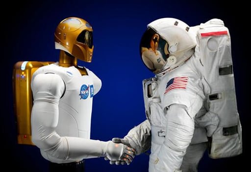 Gallery: Space shuttle Discovery’s non-human passenger