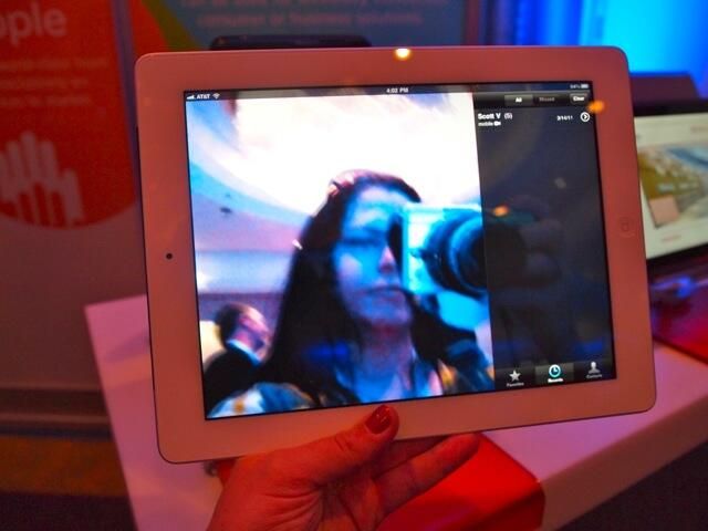 zdnet-rachel-king-ctia-att-0001.jpg