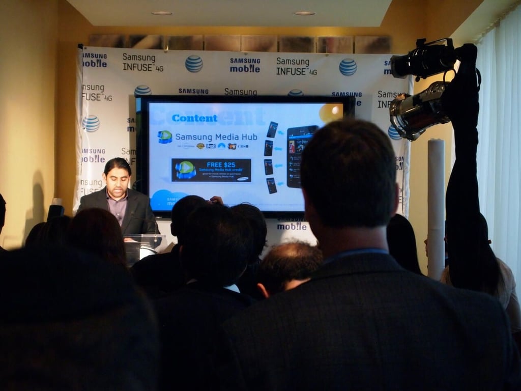 Hands-on with AT&T’s Samsung Infuse 4G
