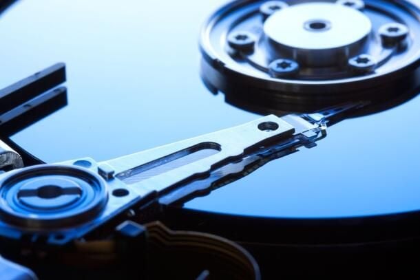 08hard-disk-drive.jpg