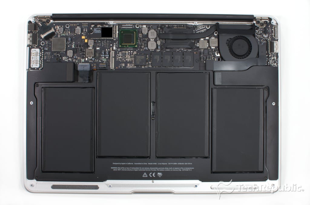 Cracking Open the Apple MacBook Air 13-inch (2012) - TechRepublic