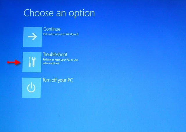Access the Command Prompt from Windows 8 Recovery Drive