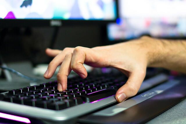 Extra security or extra risk? Pros and cons of password managers