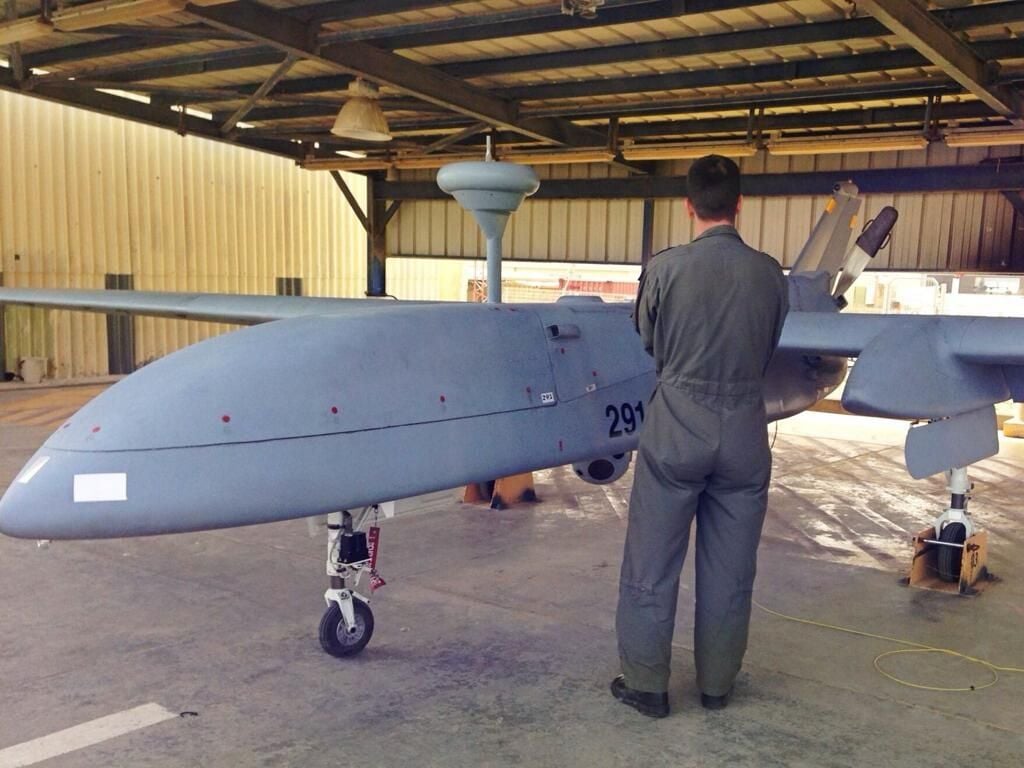 15-major-s-hangar.jpg