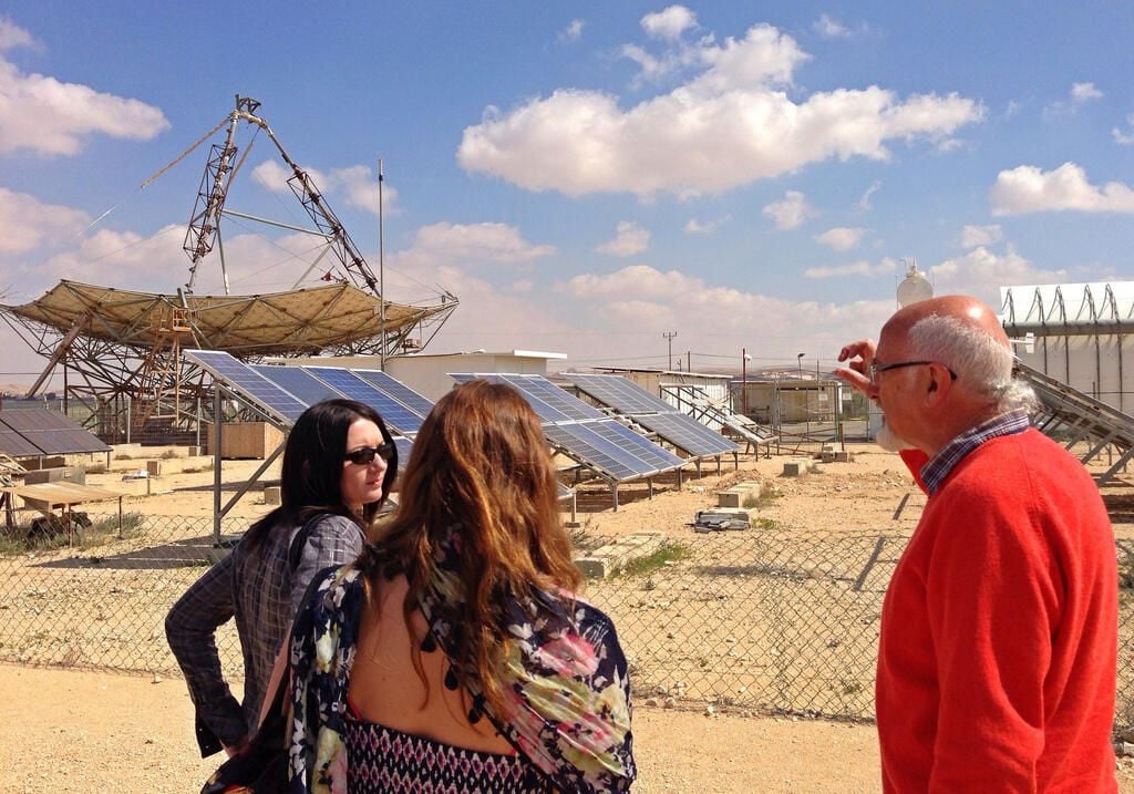 27-faiman-solar-dishes.jpg