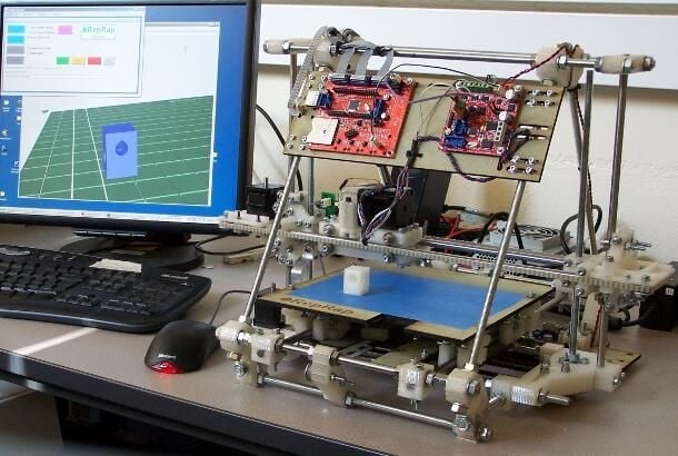 40154630-6-610-3d-printer-RepRap.jpg