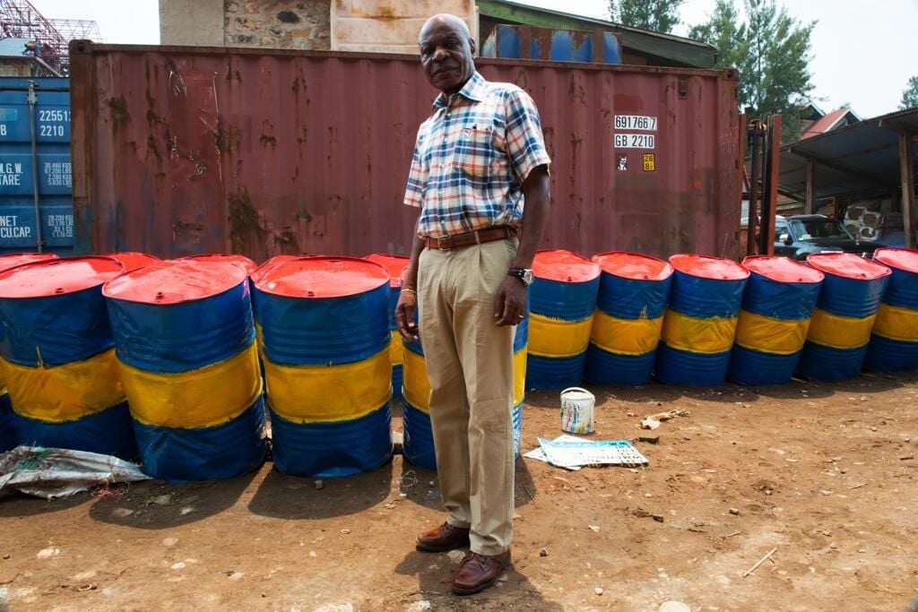Congo-Barrels.jpg