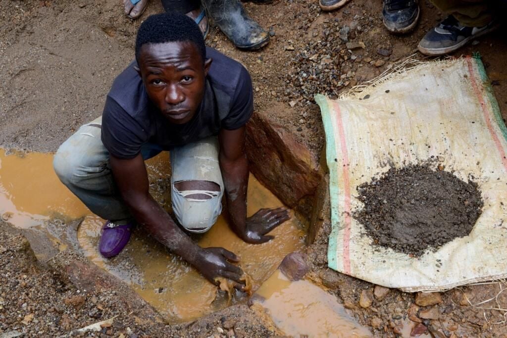 Congo-Miner6.jpg