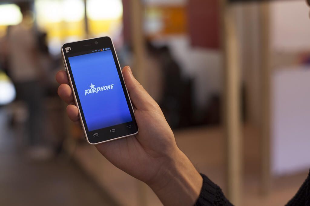 Photos: Making the world’s first fair trade smartphone
