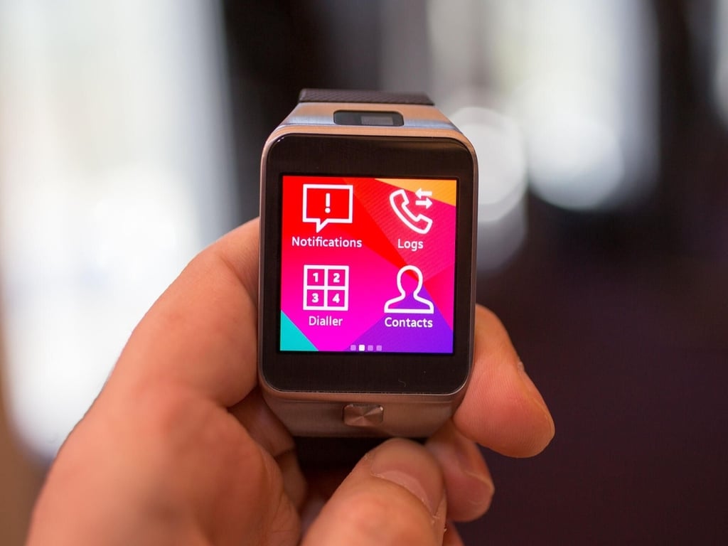 galaxygear2.jpg