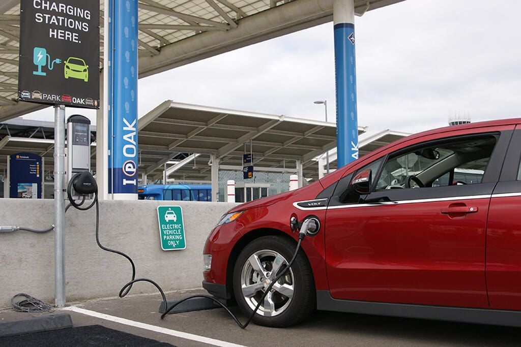 The challenges of EV charging: 10 things to know