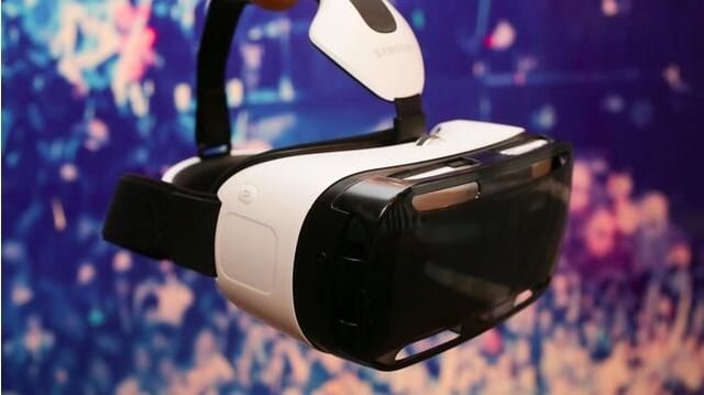 9 industries using virtual reality