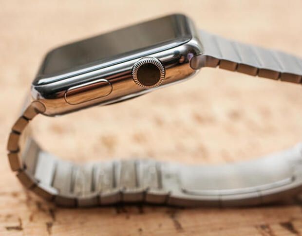 How to fix your stuck Apple Watch Digital Crown