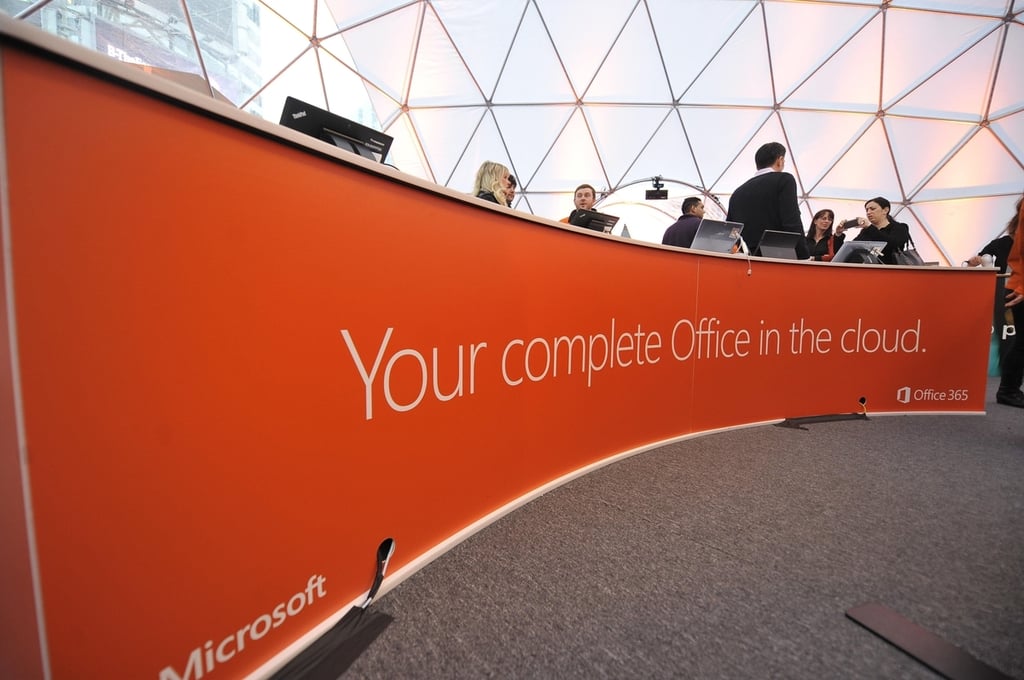 How to add vertical lines to a Word document using Office 365