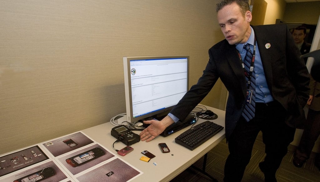 fbi-apple-phone-forensics.jpg