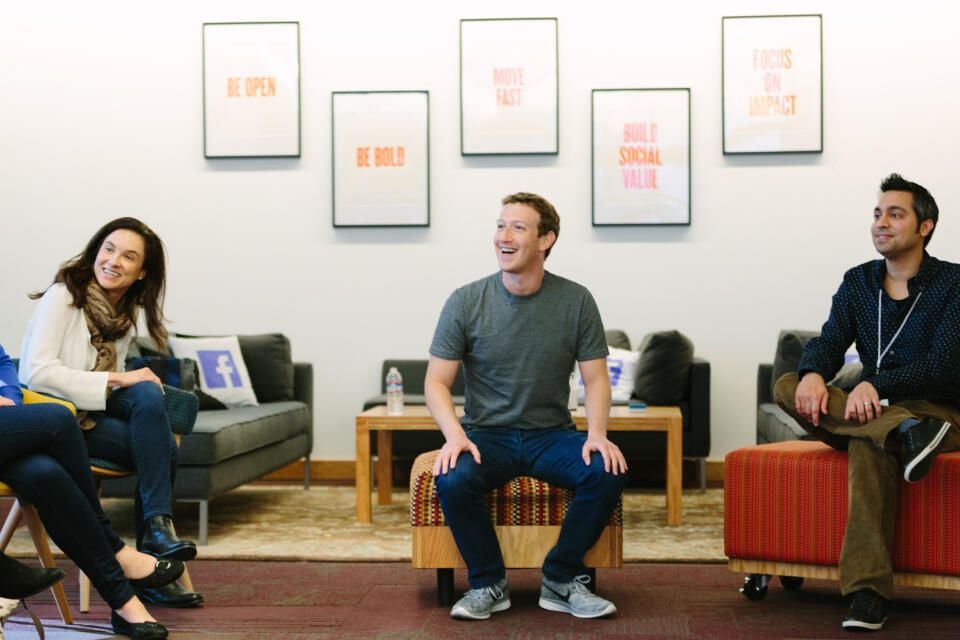 zuckerbergfacebook2015.png