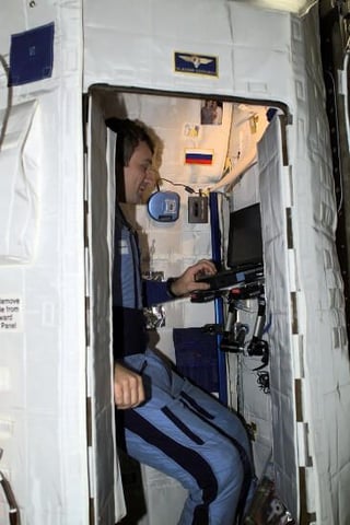 iss760xd2.jpg