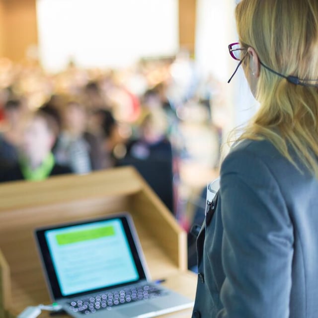 How to add real-time audience responses to a PowerPoint presentation