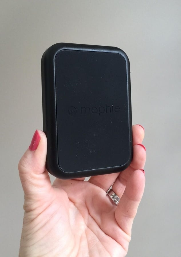 mophie-car-charger-main-piece.jpg