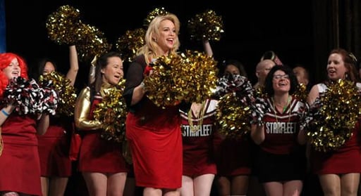 stlv16-fri-chase-cheerfleet.jpg