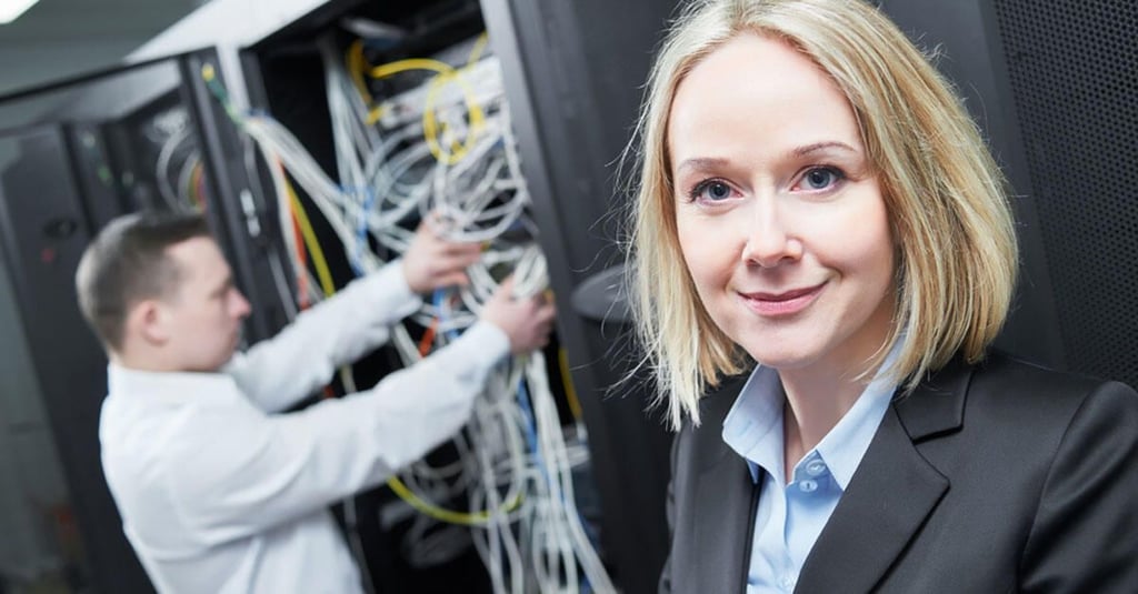 techrepublic-cable-server-room.jpg