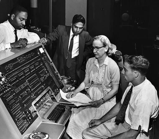 gracehopperandunivac-2.jpg
