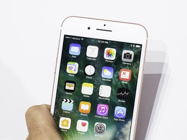 How to automatically dial extensions for your iPhone contacts