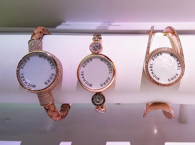 michael-kors-activity-tracker-fossil.jpg
