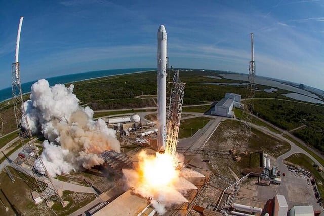 notmadeinchinaspacex-rockets.jpg
