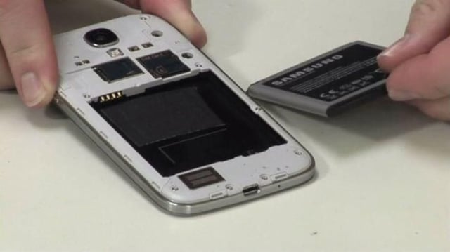 Cracking Open: Samsung Galaxy S4