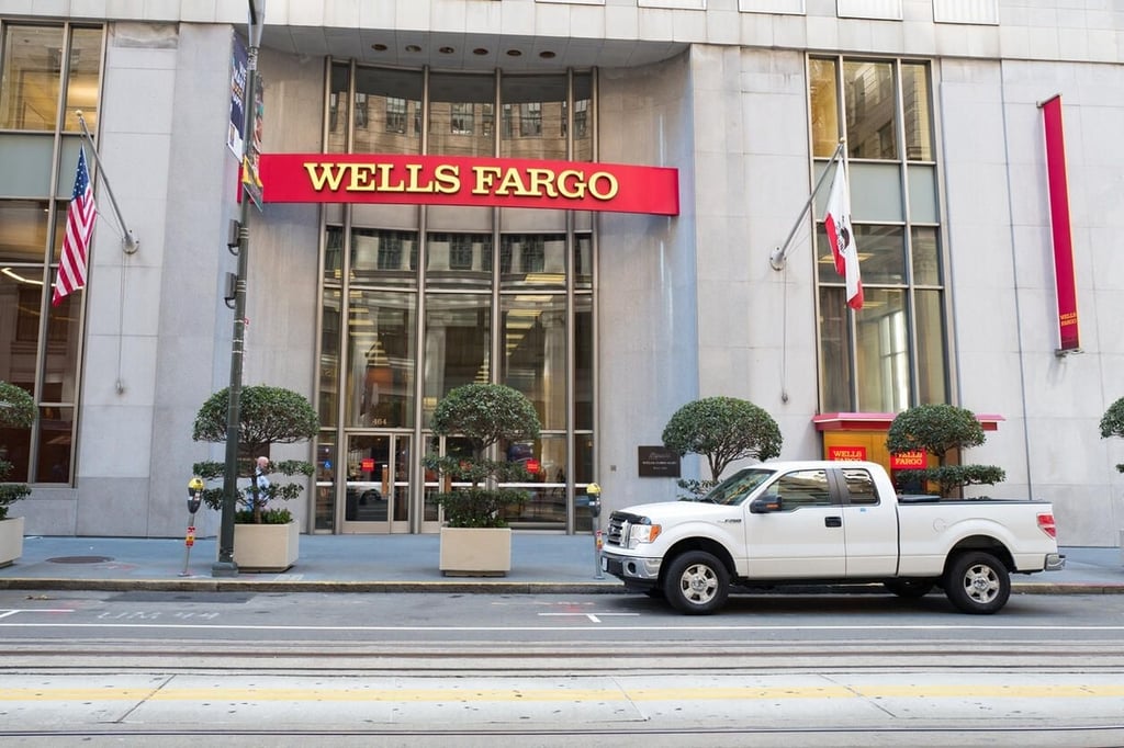 11-wells-fargo.jpg