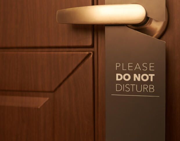 How to allow an app notification to override Do Not Disturb in Android Nougat