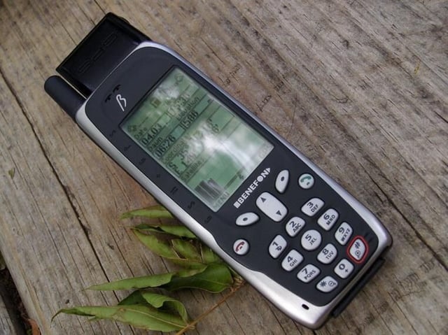 06-benefon-esc.jpg