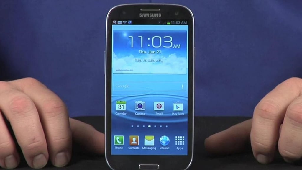 Cracking Open the Samsung Galaxy S III (T-Mobile)