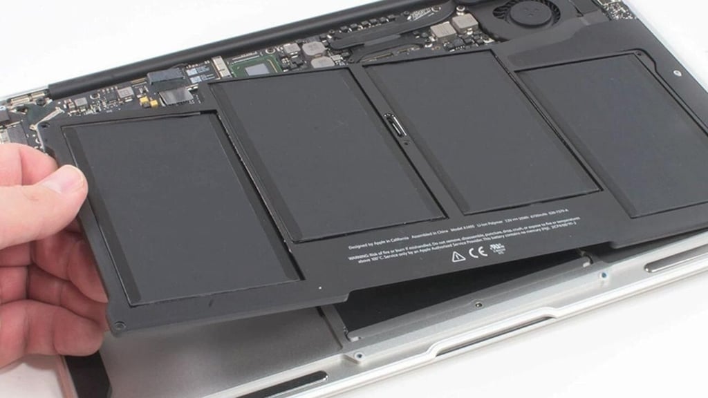 Cracking Open the MacBook Air 13-inch (2012)