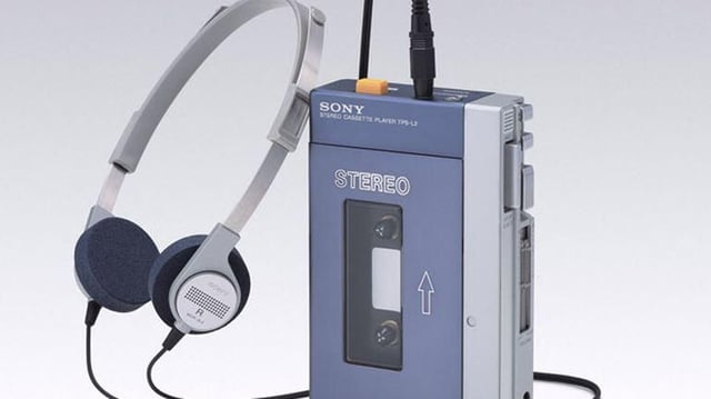 sony-walkman-tps-l21.jpg