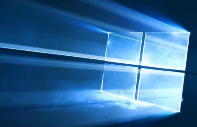 How to change Windows 10 Spotlight lock screen settings