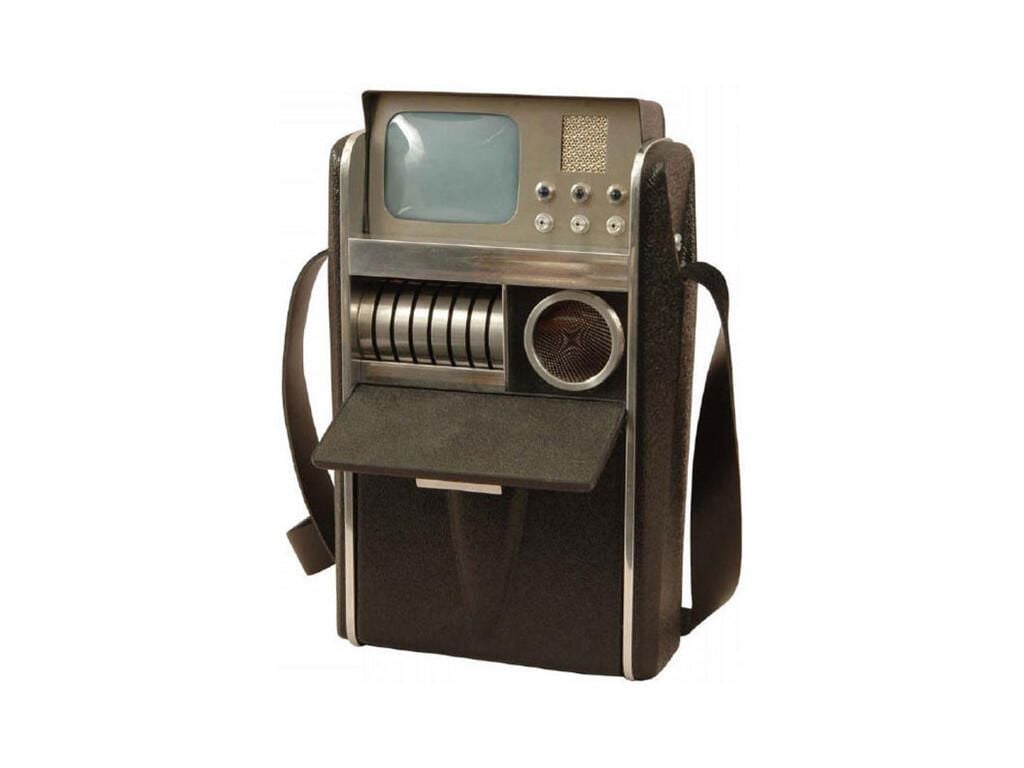 14-tos-tricorder.jpg