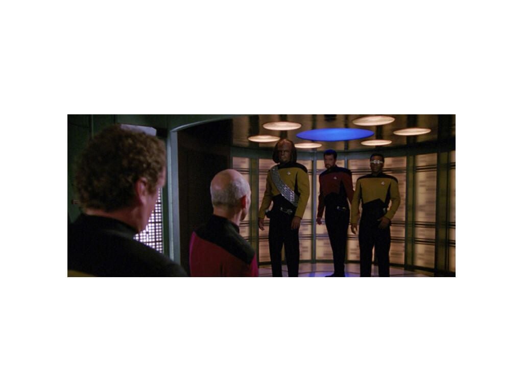 23-tng-transporter.jpg
