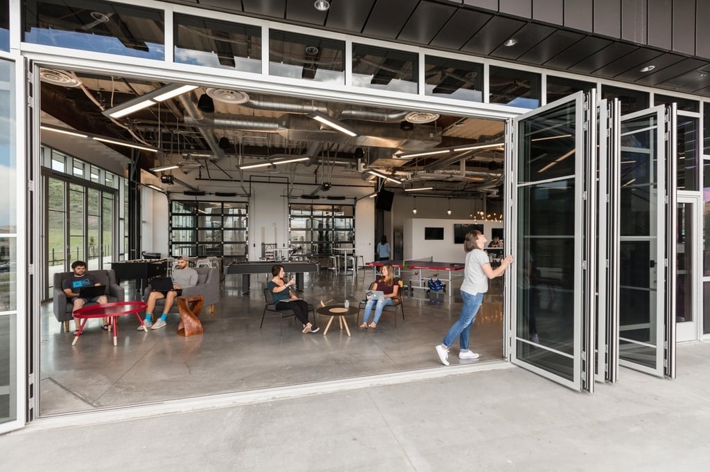 skullcandy-employees-open-doors.jpg